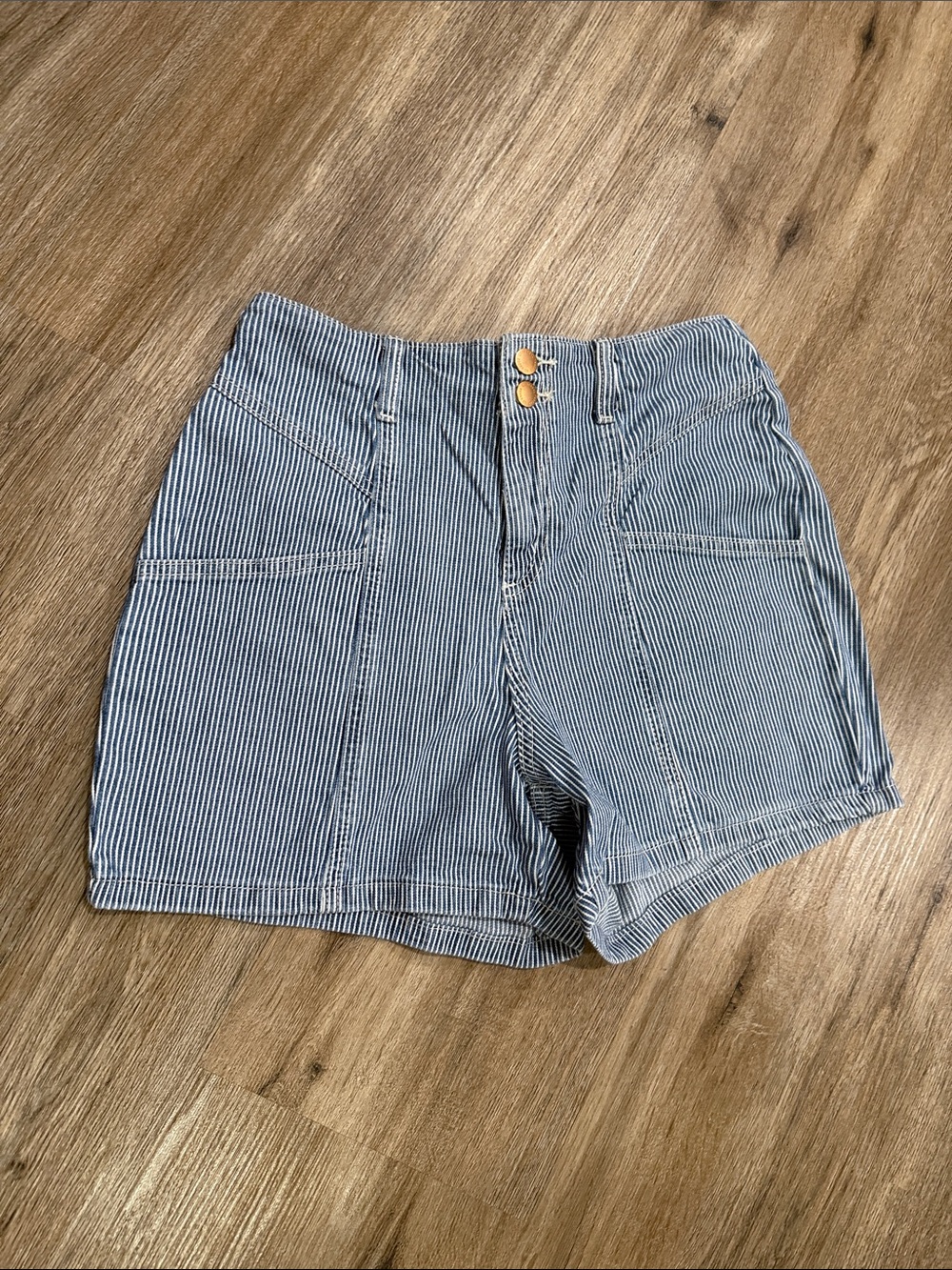 Universal Thread High-Rise MIDI  Blue & White Stripe Shorts Railroad